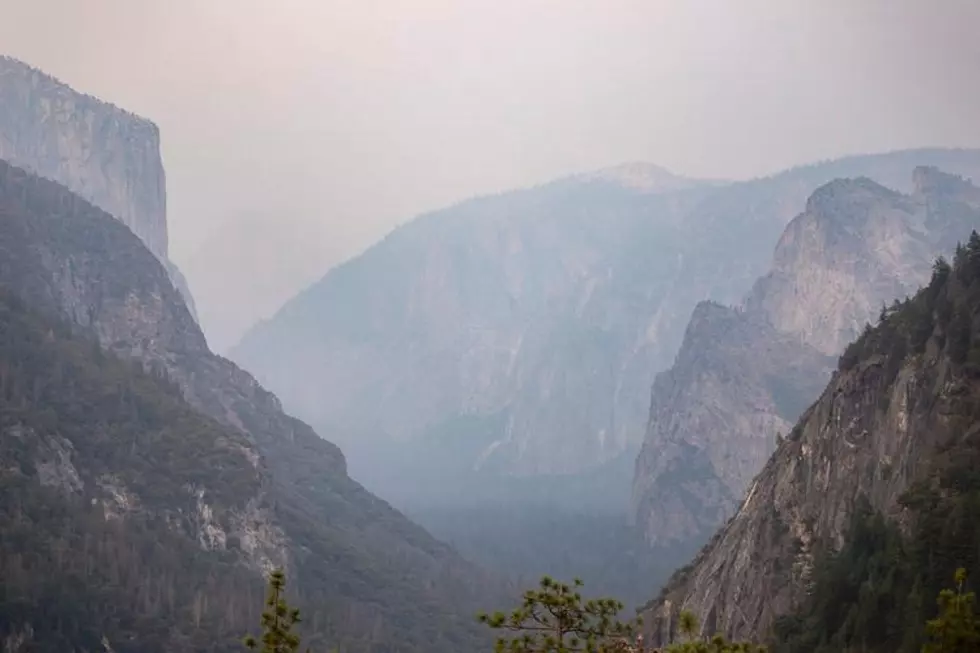 Explosive wildfire forces widespread closures in Yosemite National Park