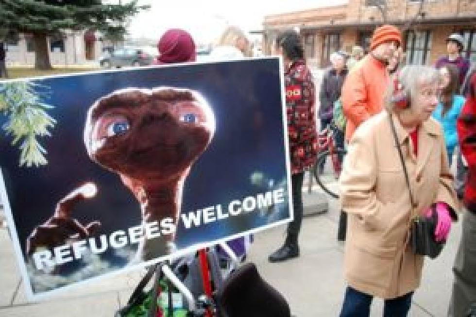 A refugee support rally held last year in Missoula. (Martin Kidston/Missoula Current)