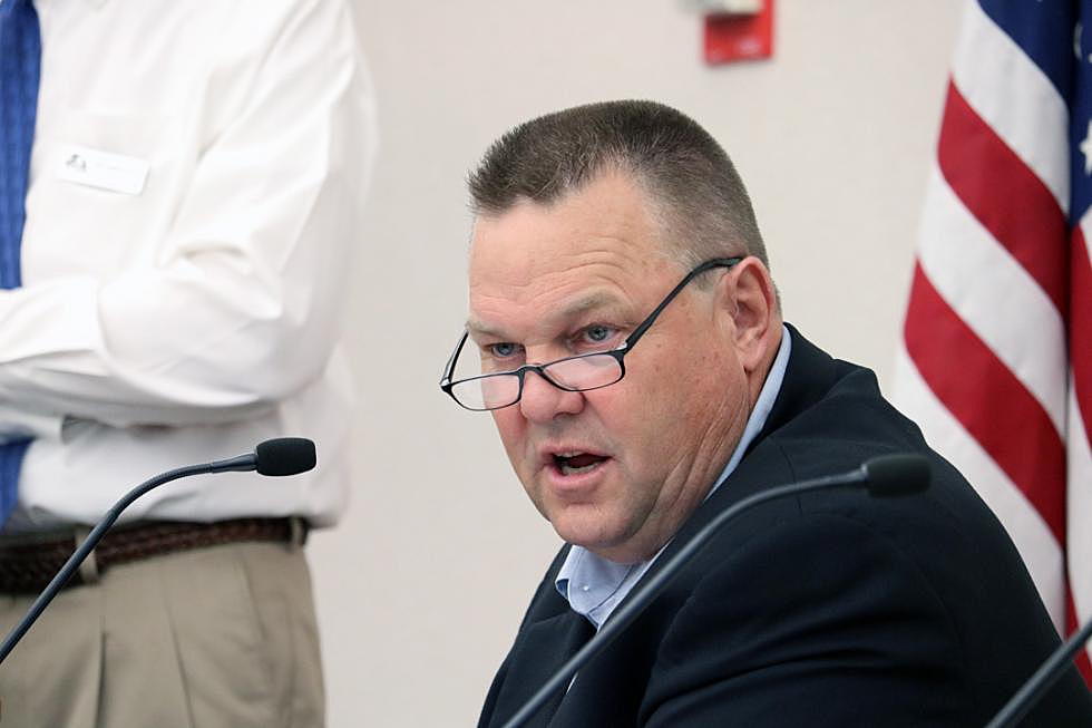 &#8220;Good ideas&#8221; come from town halls, Tester says; Daines remains absent