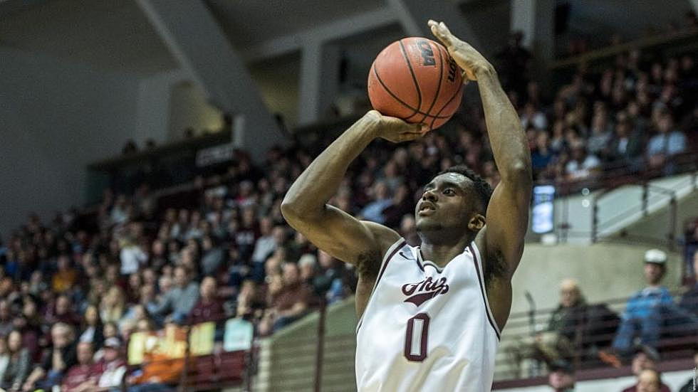 Oguine reaches 1,000 career points as Montana improves to 9-0